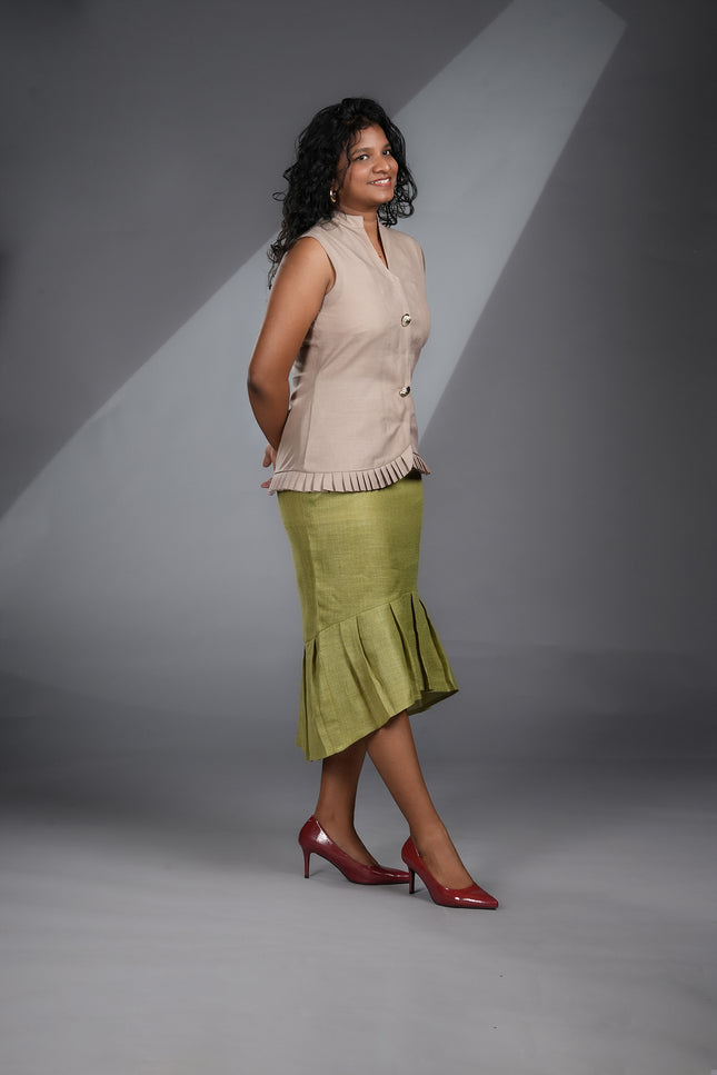 GLORIA DELGADO INSPIRED RUFFLED VEST